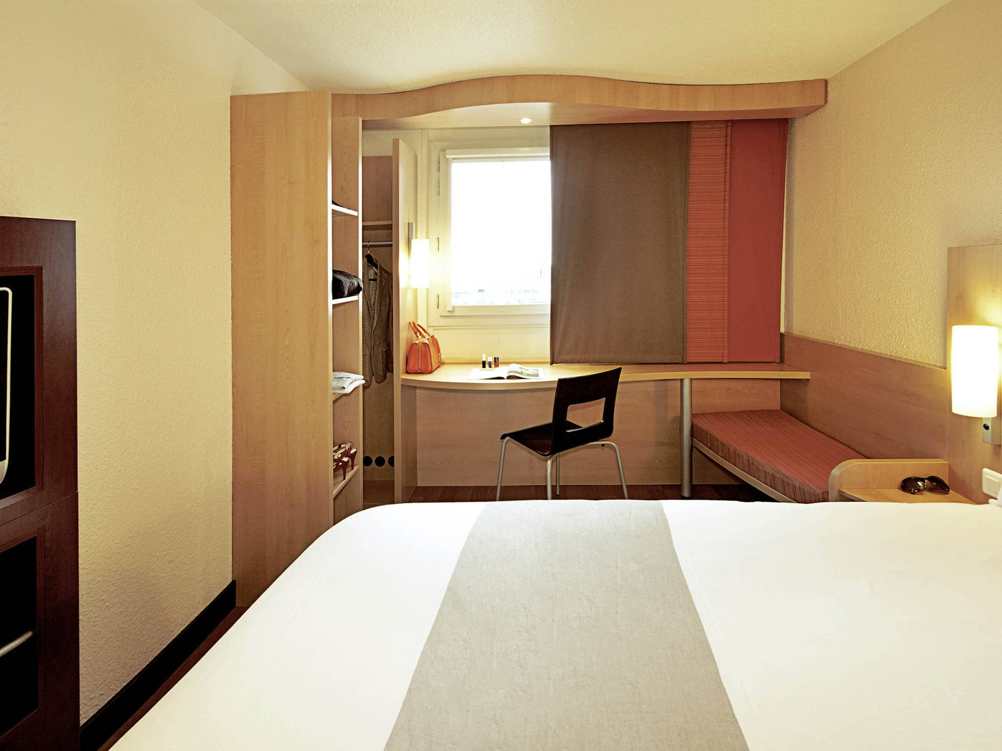 Ibis Oran Les Falaises Zewnętrze zdjęcie